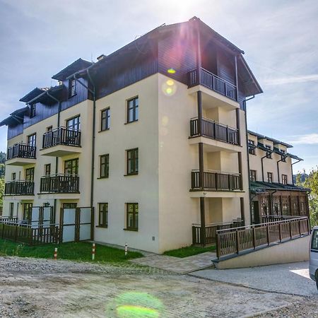 Gold Apartments Your Holiday Home كرينيتسا زدروي المظهر الخارجي الصورة
